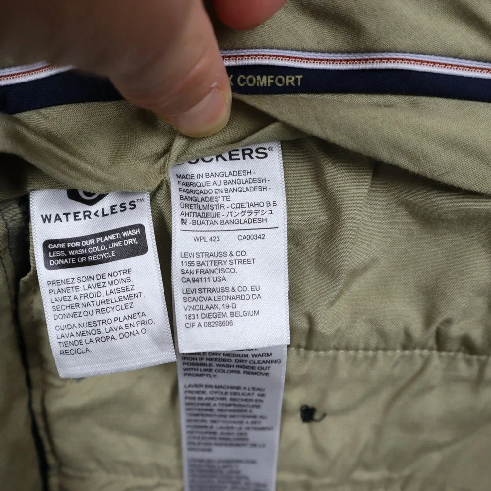 Dockers signature khaki